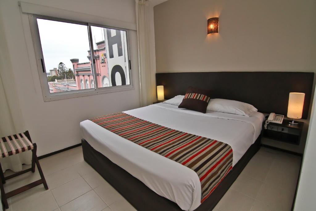 De la Plaza Hotel Maldonado Habitación foto
